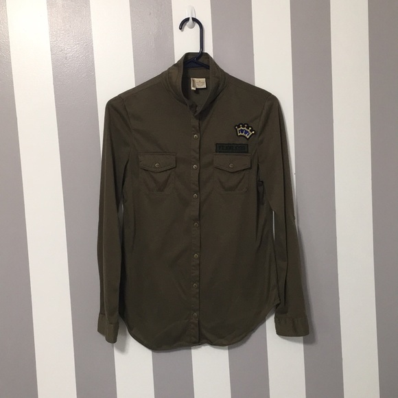 Collared-Dark Green button down shirt - Picture 1 of 3